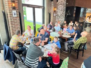 Mehr über den Artikel erfahren Fliegen im Kopf